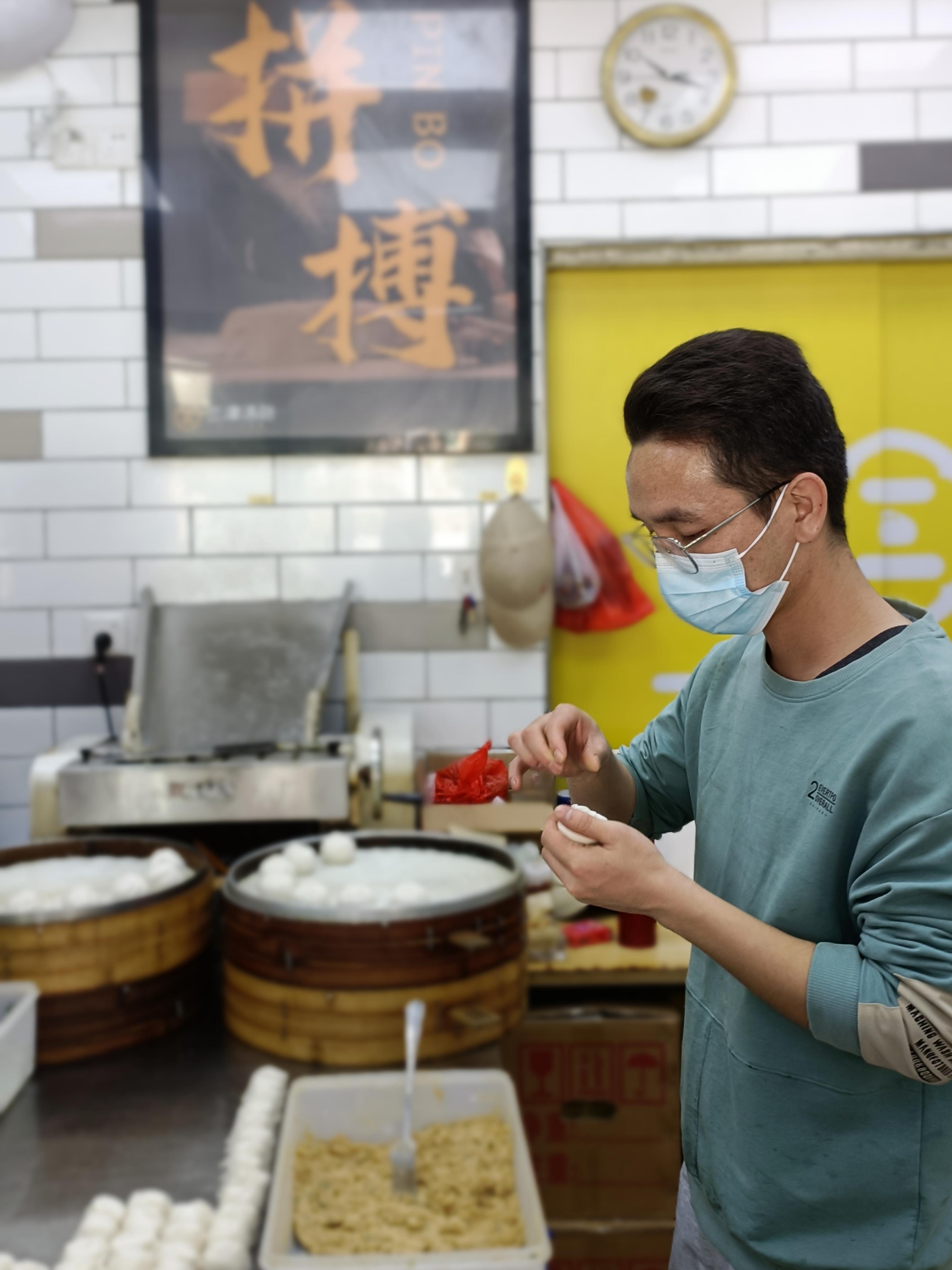 深圳美食新地标，现招募实力早餐摊主入驻！🍞🥐🍳抢驻黄金地段，开启你的早餐事业新篇章！